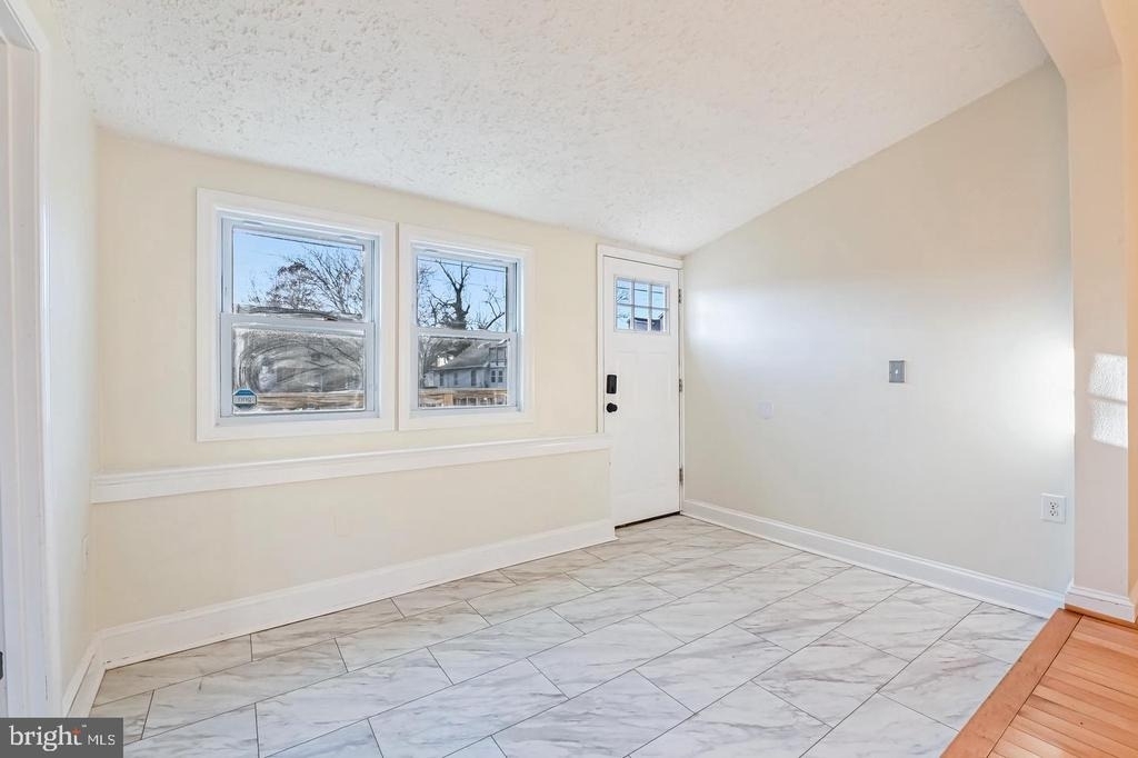 1615 Grange Road - Photo 14