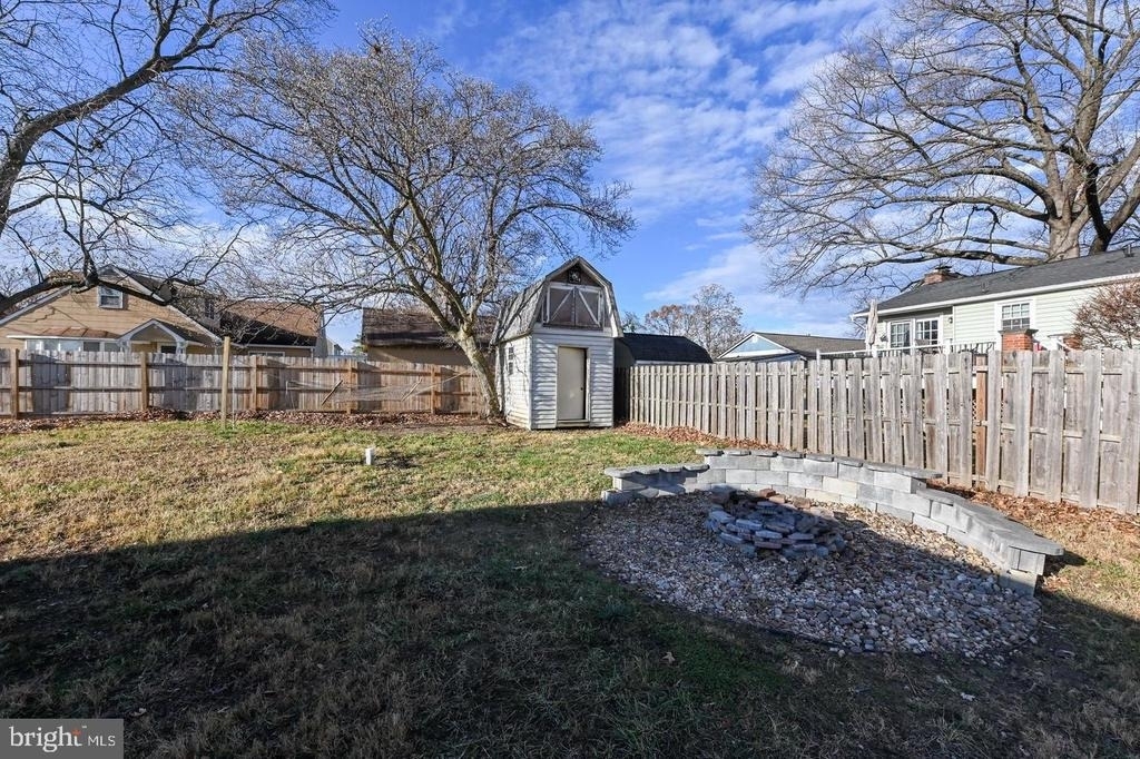 1615 Grange Road - Photo 5