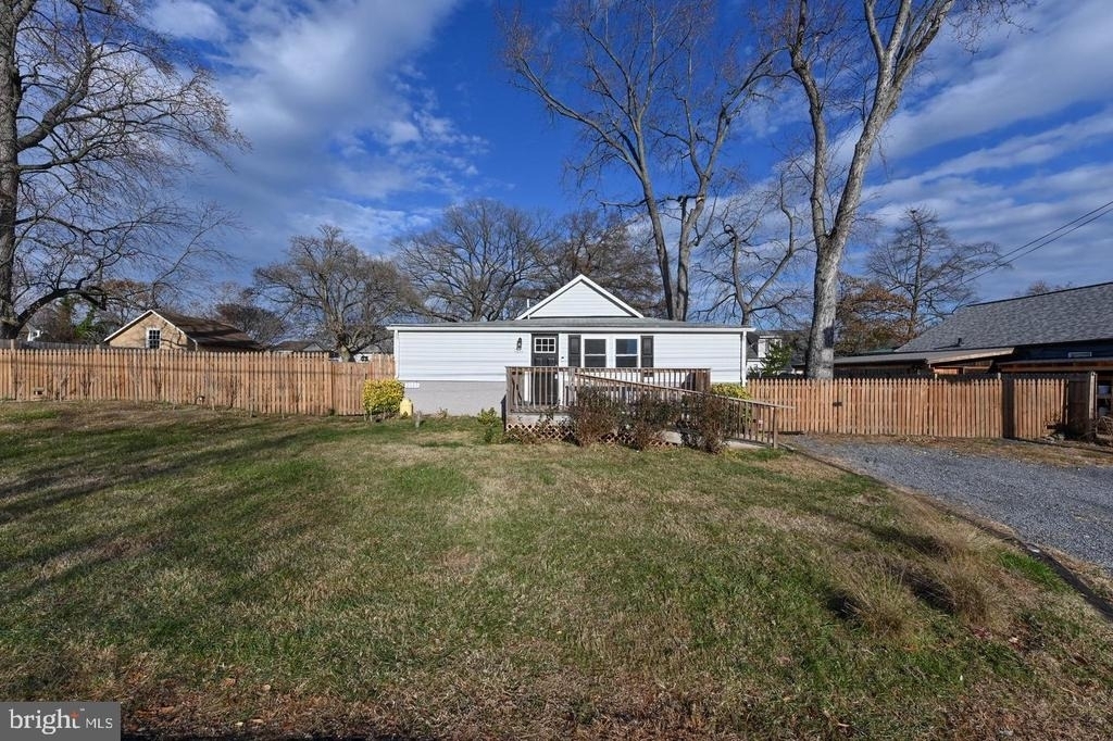 1615 Grange Road - Photo 0