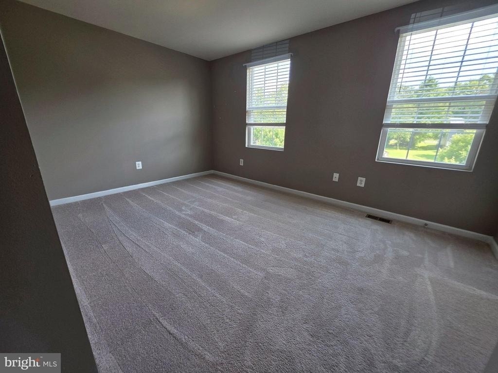 7518 Goldfinch Court - Photo 15