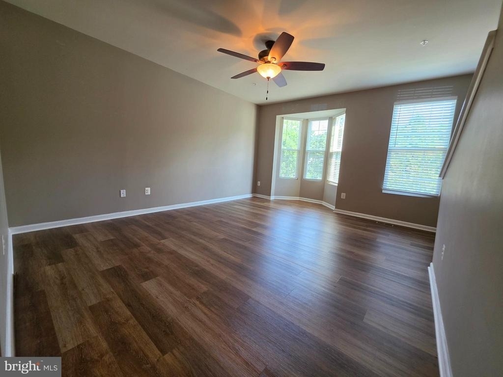 7518 Goldfinch Court - Photo 7