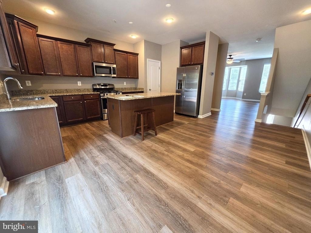 7518 Goldfinch Court - Photo 3