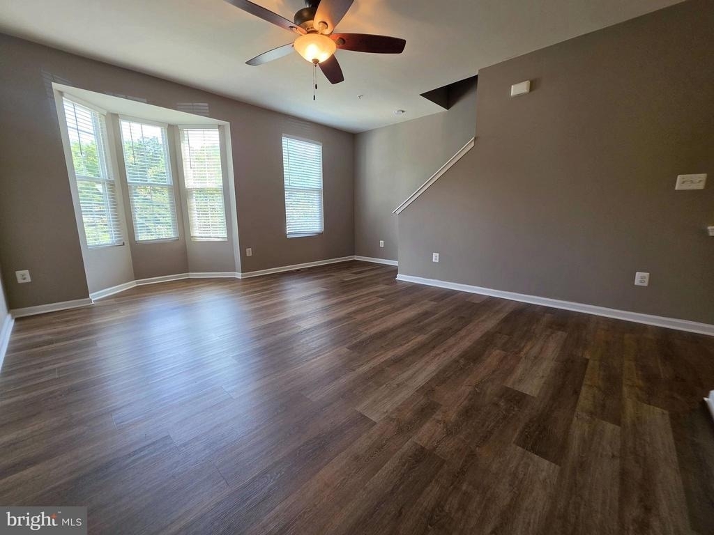 7518 Goldfinch Court - Photo 8