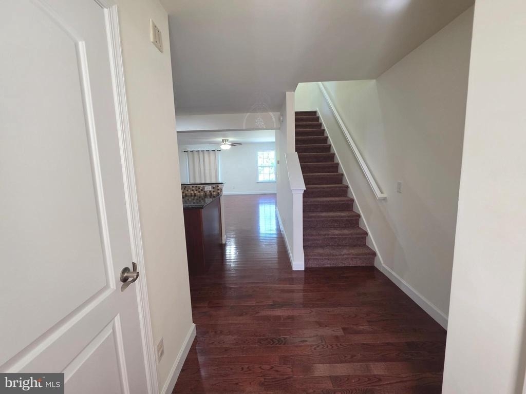 143 Medal Way - Photo 3
