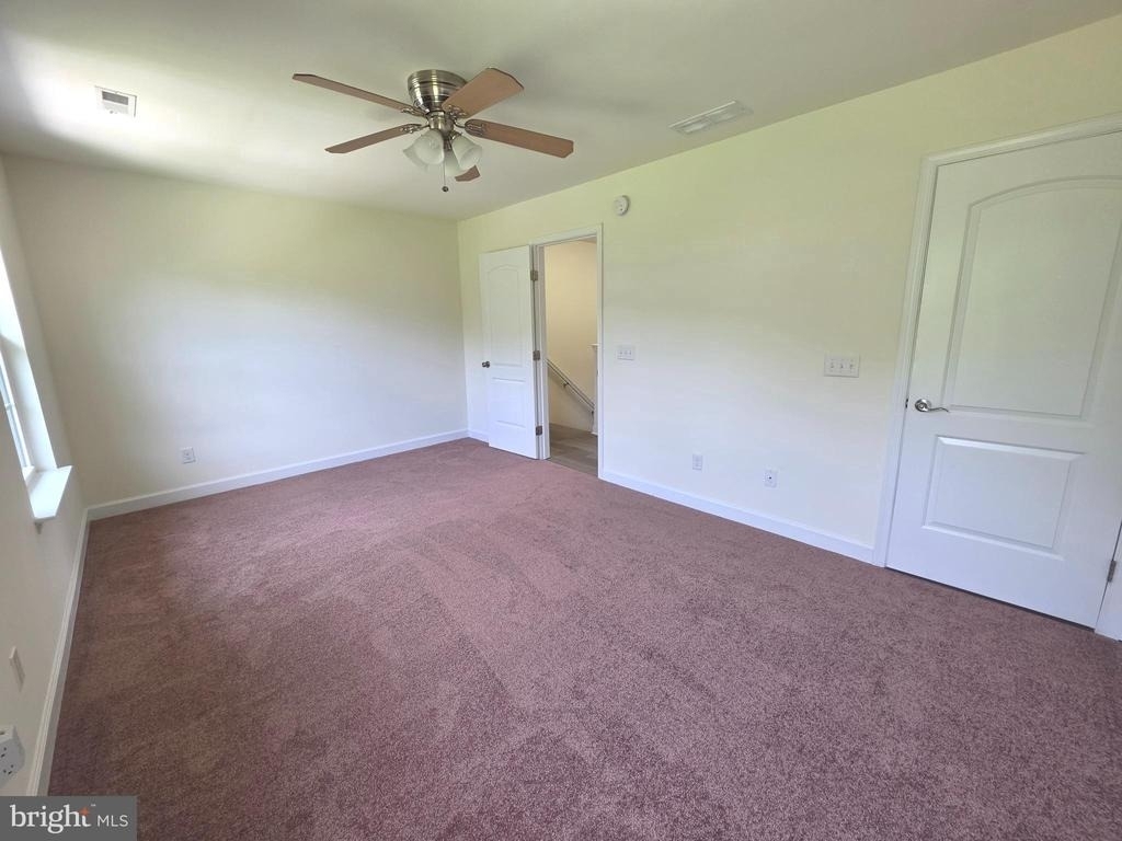 143 Medal Way - Photo 14