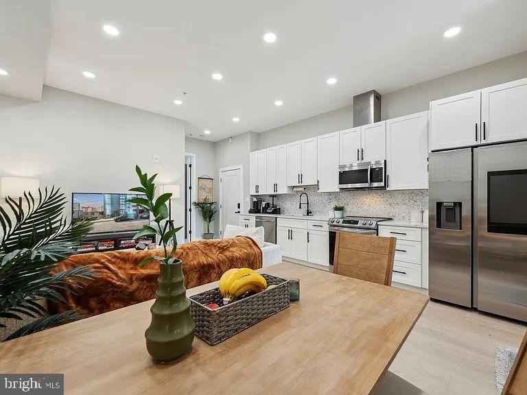 2213 M Street Ne - Photo 4