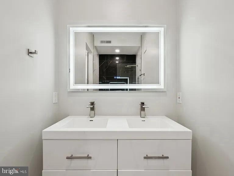 2213 M Street Ne - Photo 12