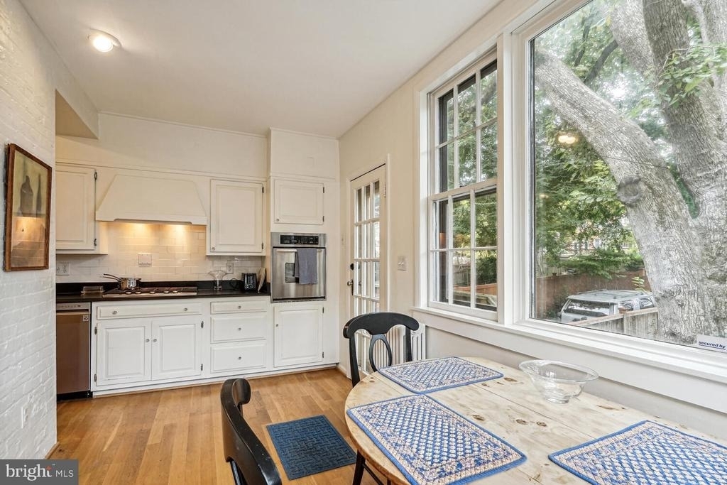 4409 Q Street Nw - Photo 6