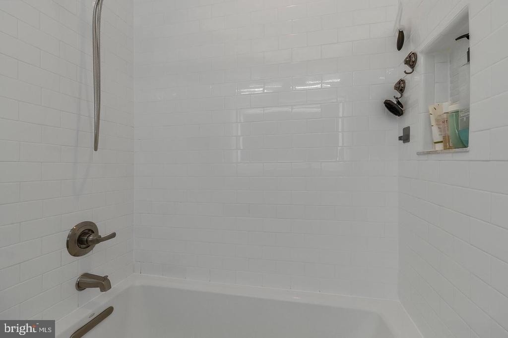 1823 N Capitol Street Ne - Photo 22