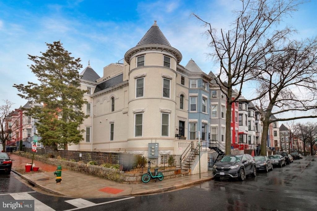 1823 N Capitol Street Ne - Photo 1