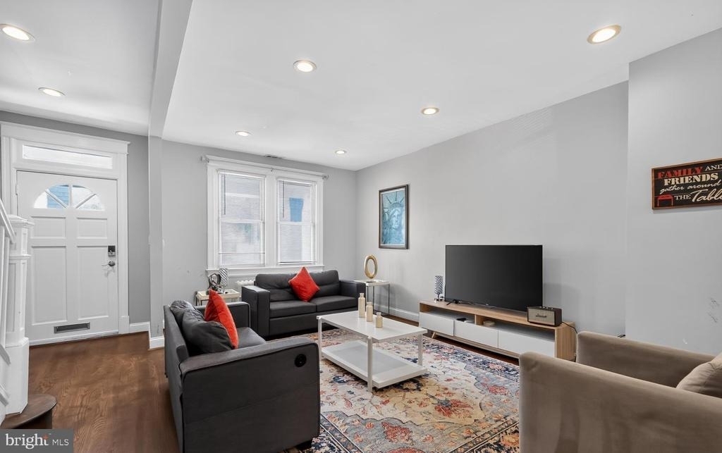 2630 10th Street Ne - Photo 6