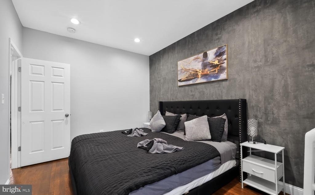 2630 10th Street Ne - Photo 24