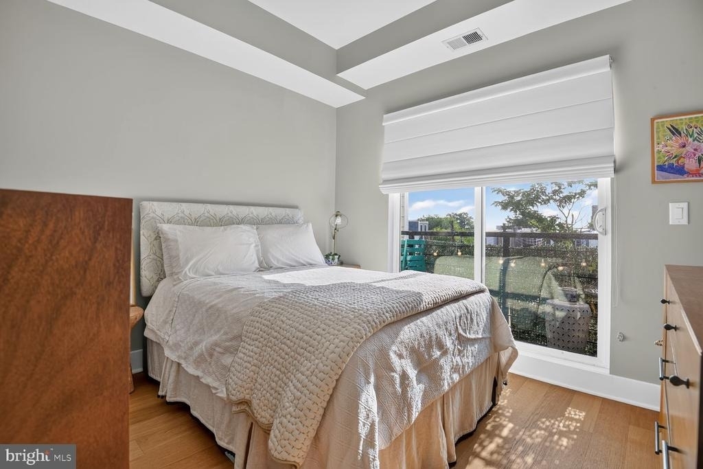 11 15th Street Ne - Photo 4