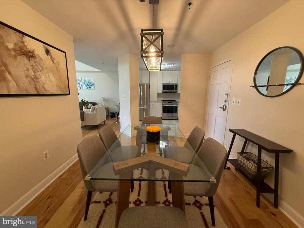 5300 43rd Street Nw - Photo 8