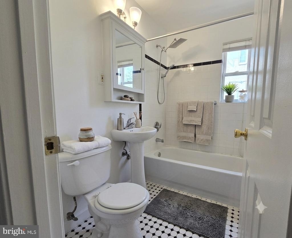 705 Brandywine Street Se - Photo 8