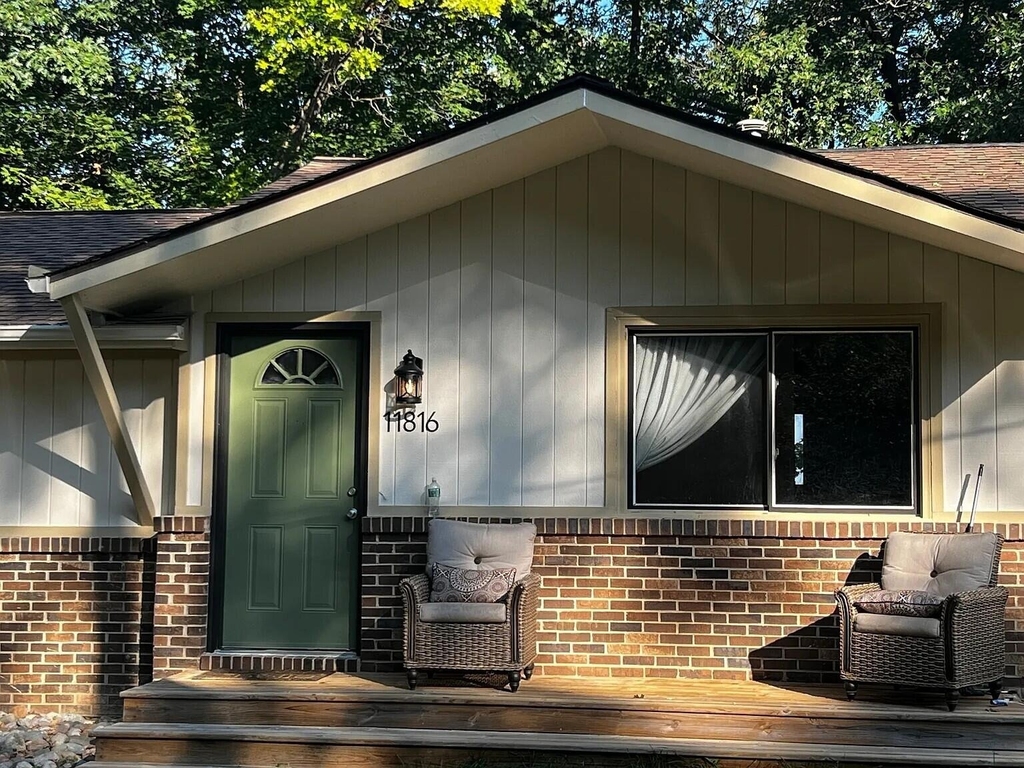 11816 Highridge Drive - Photo 32