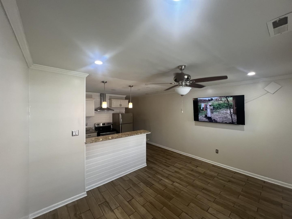 1464 Sawyer Road - Photo 8