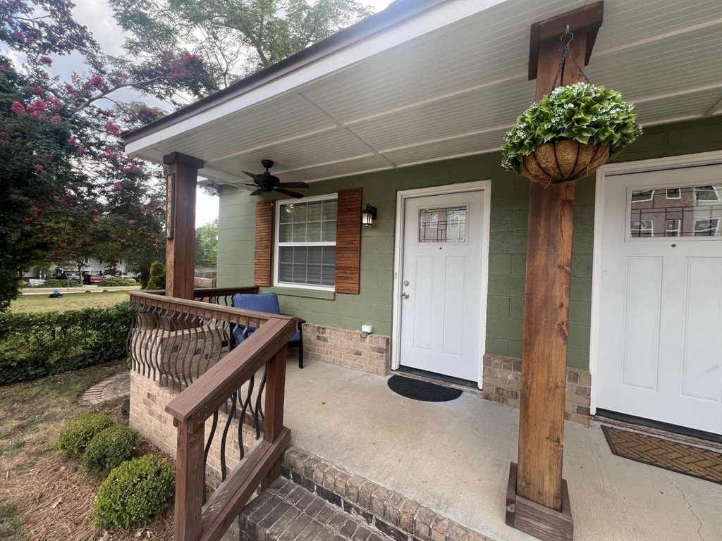 1464 Sawyer Road - Photo 2