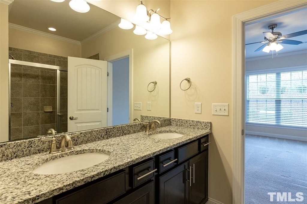 409 Daylin Drive - Photo 11