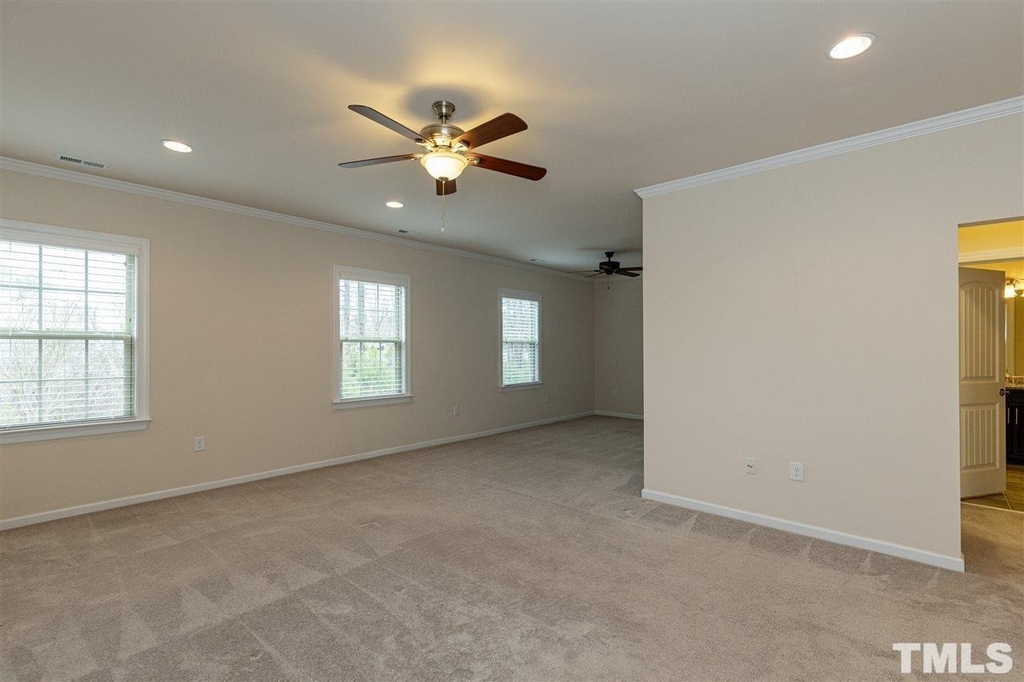 409 Daylin Drive - Photo 14