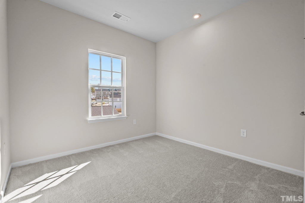 1509 Newpoint Drive - Photo 23