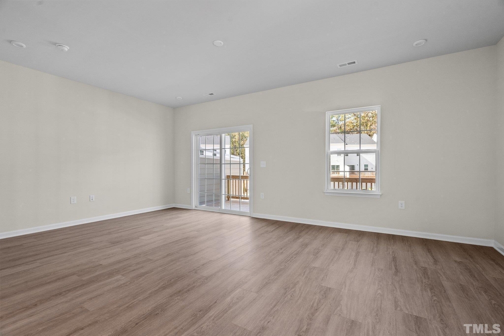 1509 Newpoint Drive - Photo 37