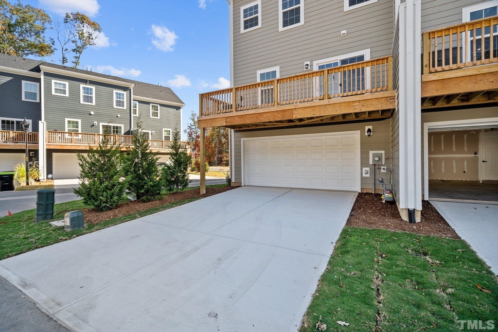 1509 Newpoint Drive - Photo 9