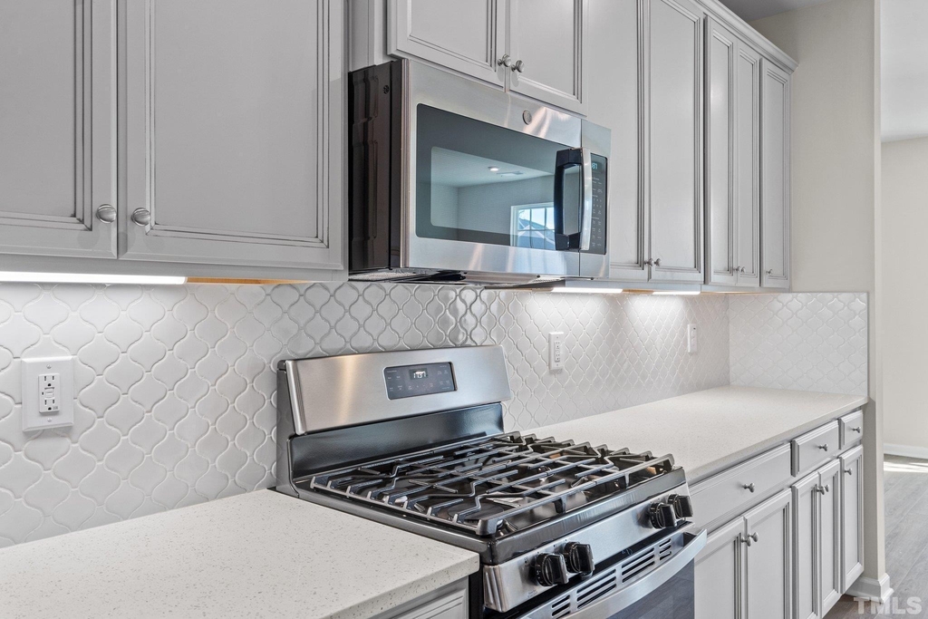 1509 Newpoint Drive - Photo 40
