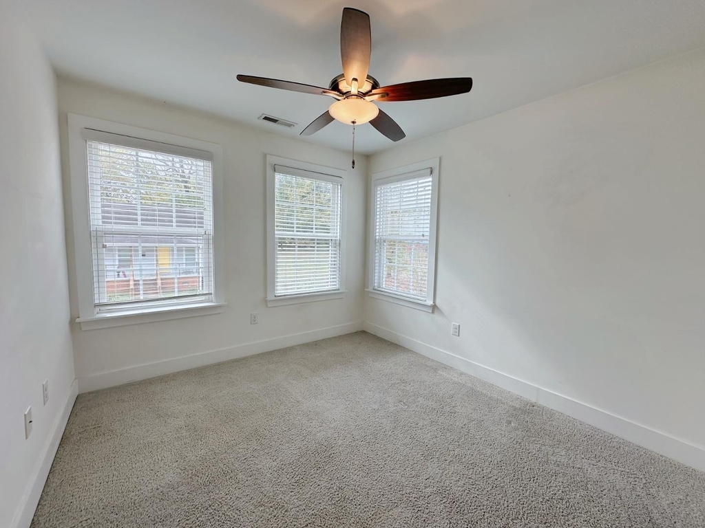 309 Lyric Street - Photo 18