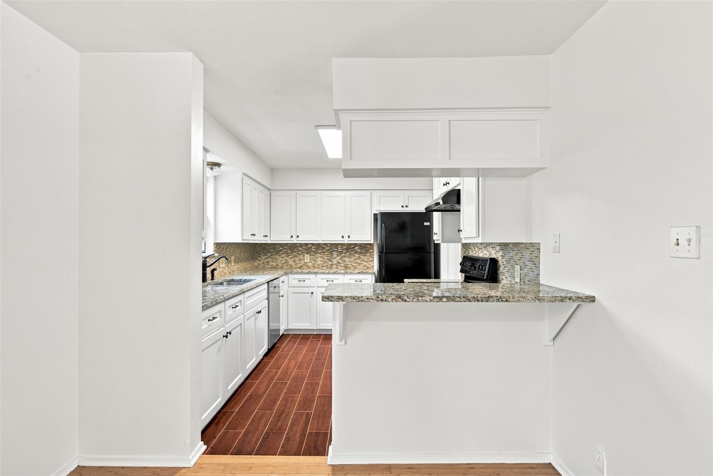 10010 Wildflower Ln - Photo 8