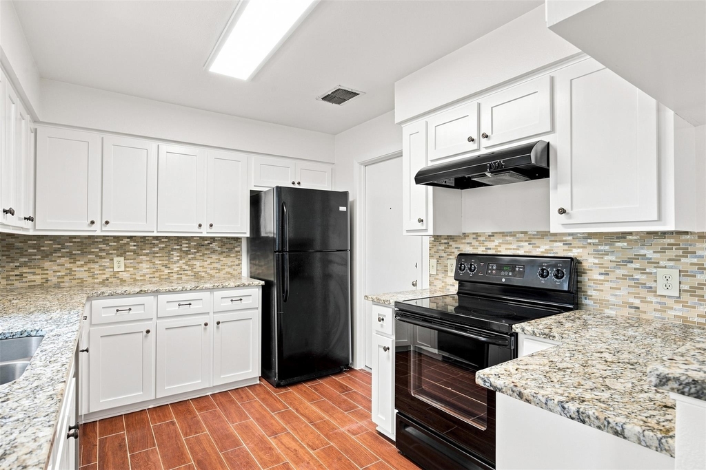 10010 Wildflower Ln - Photo 10