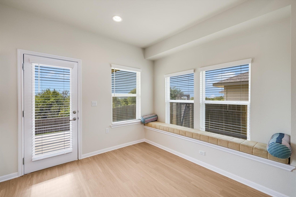 16309 Fetching Ave - Photo 6