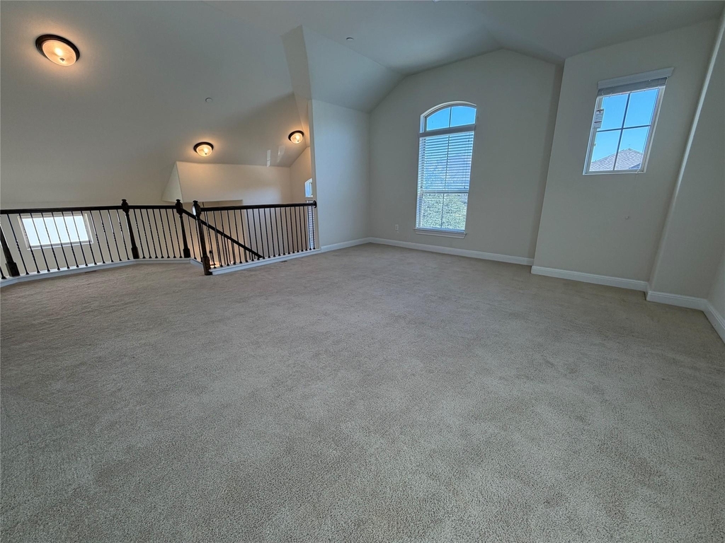3240 E Whitestone Blvd - Photo 8