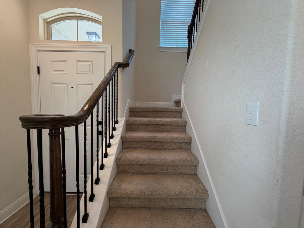 3240 E Whitestone Blvd - Photo 11