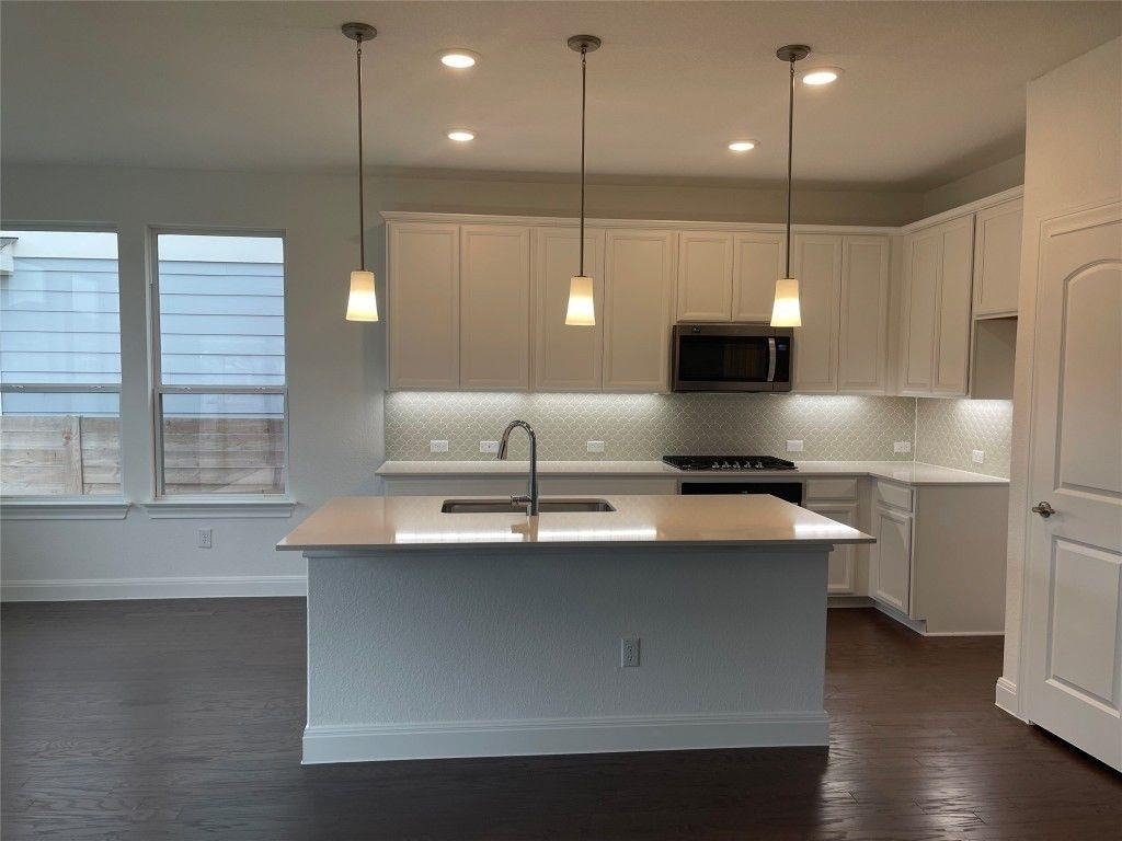 304 Harbors Ln - Photo 6