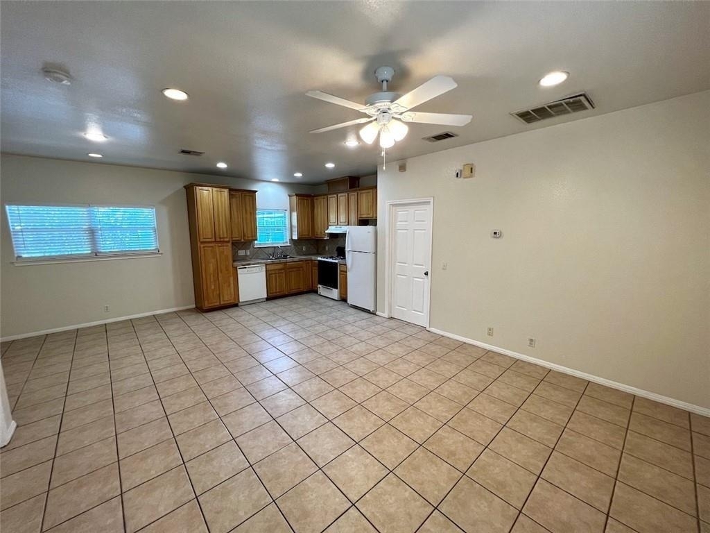 5403 Evans Ave - Photo 3