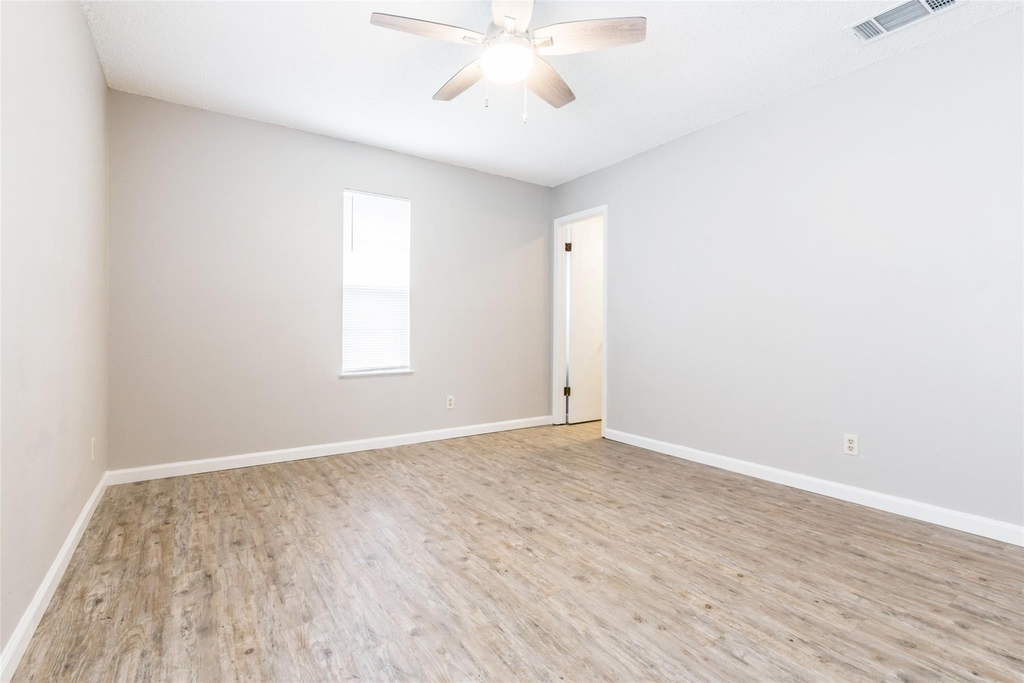 1209 Turtle Creek Blvd - Photo 10