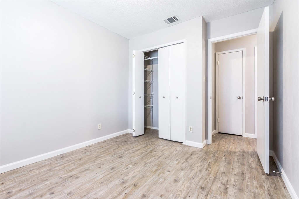 1209 Turtle Creek Blvd - Photo 8
