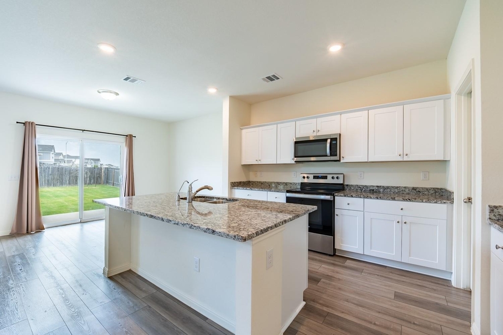 12720 Samuel Adams Dr - Photo 6