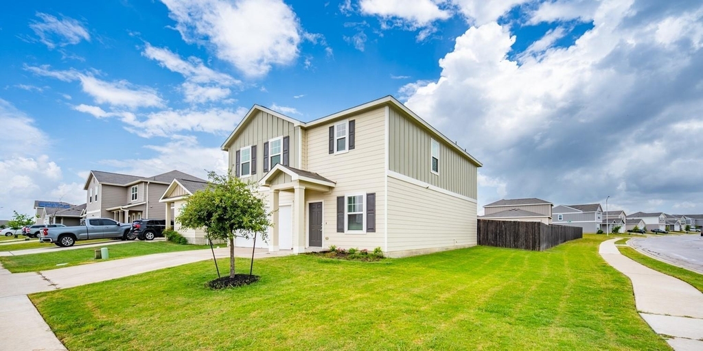 12720 Samuel Adams Dr - Photo 1