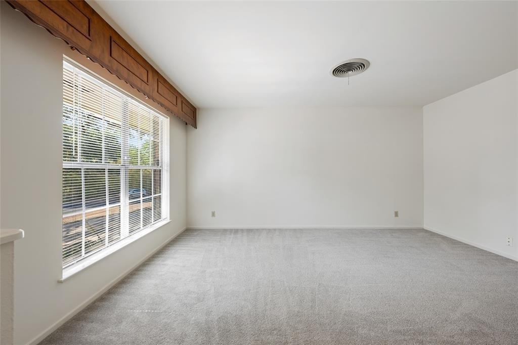 6706 Willamette Dr - Photo 5
