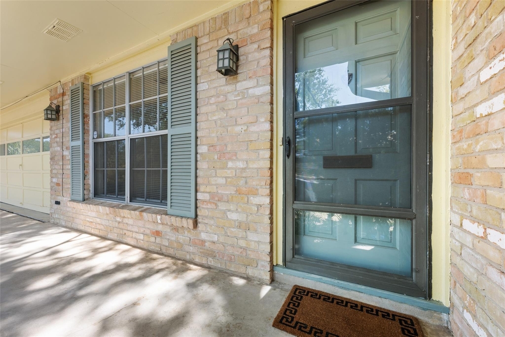 6706 Willamette Dr - Photo 3