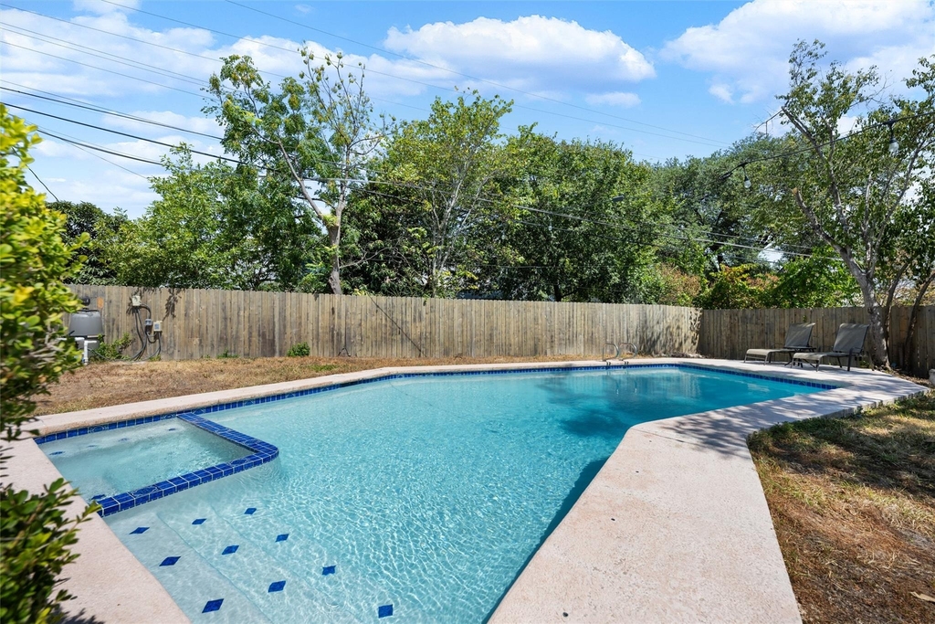 6706 Willamette Dr - Photo 0