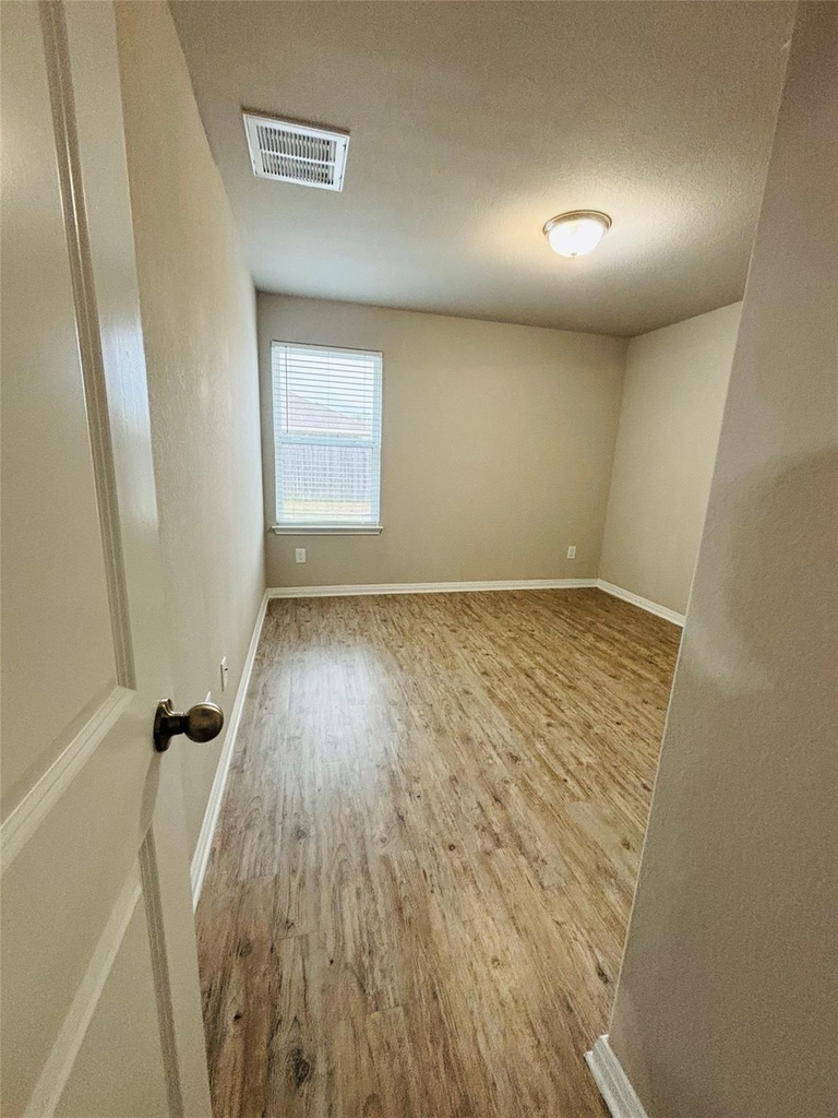 1311 Henry David Dr - Photo 6