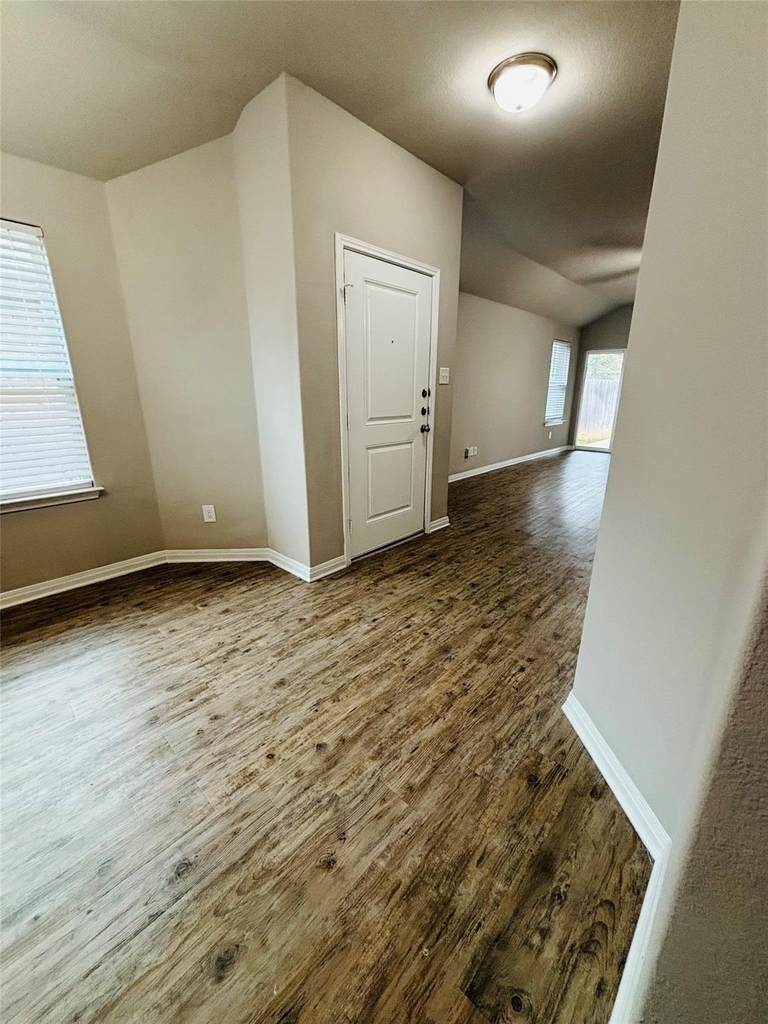 1311 Henry David Dr - Photo 2