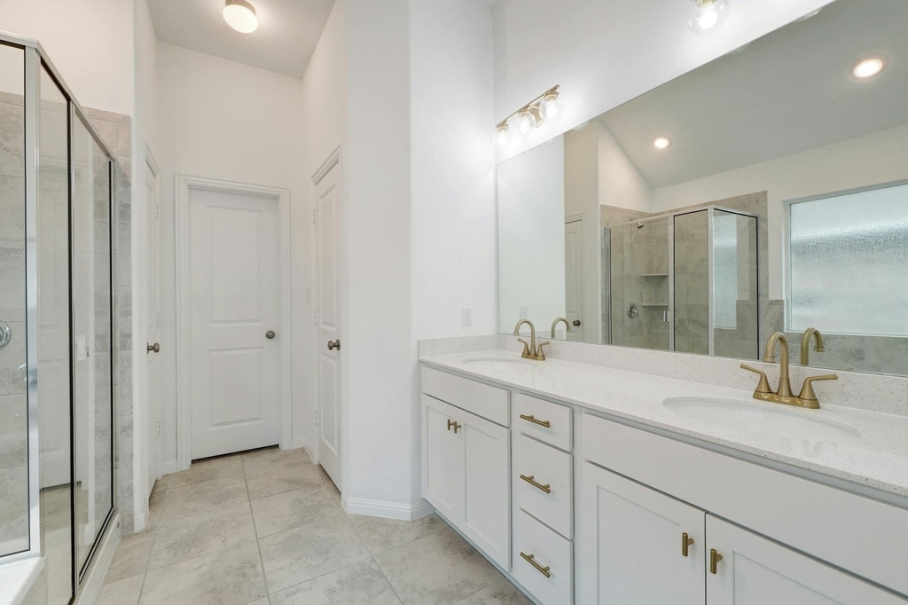404 Mante Ct - Photo 12