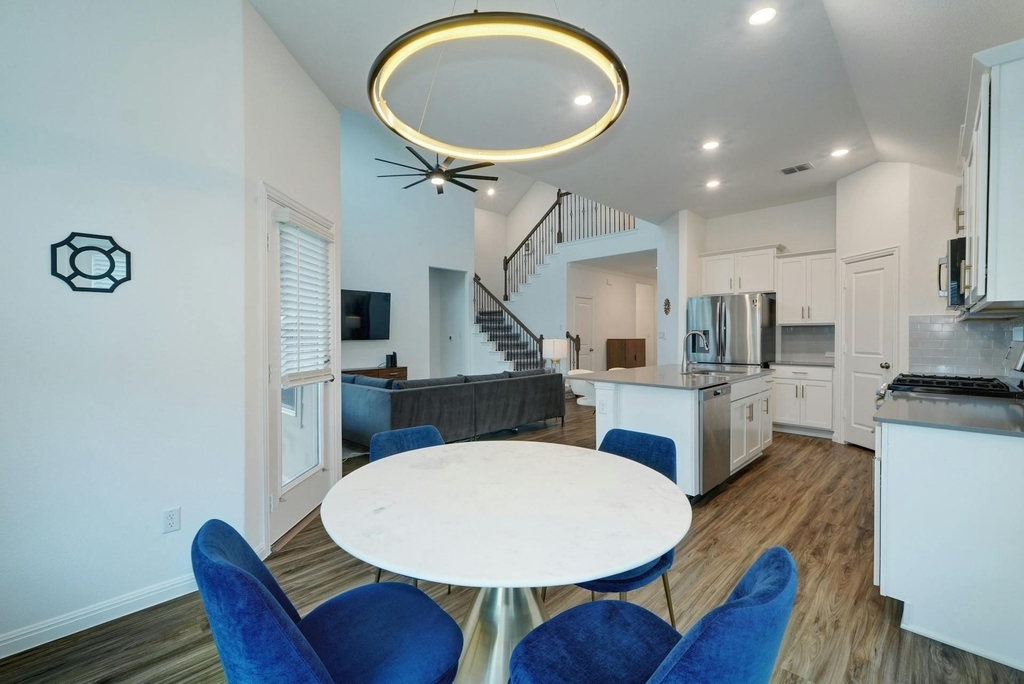 404 Mante Ct - Photo 4