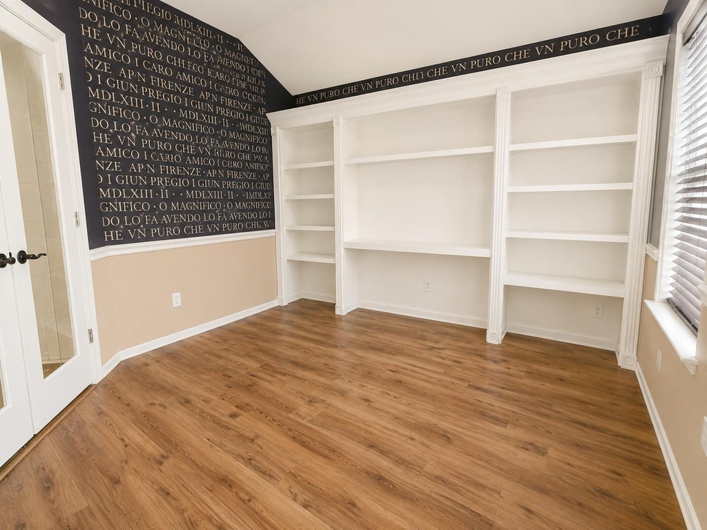 3844 Laurel Ridge Dr - Photo 5