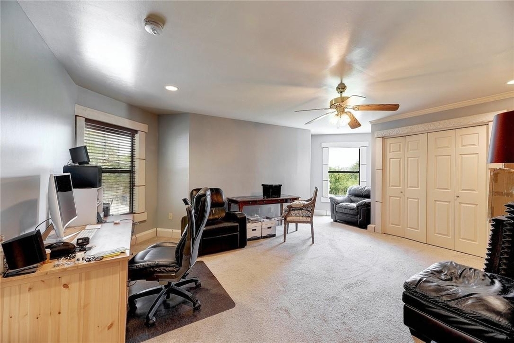 1712 Lakeshore Dr - Photo 10