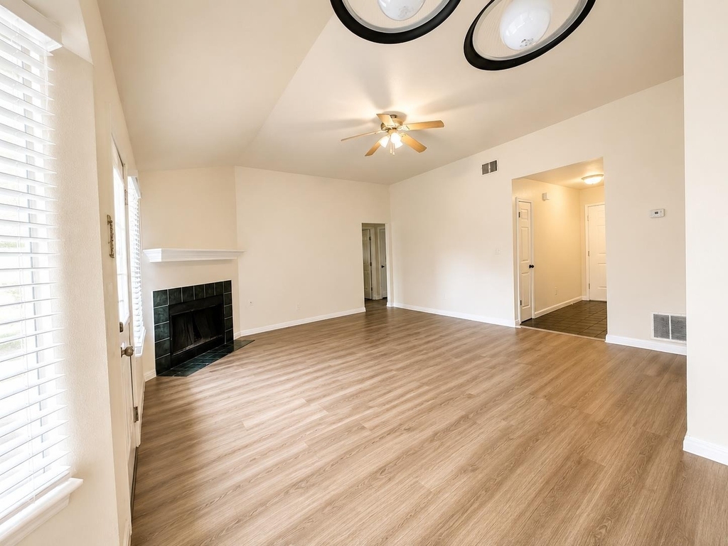 501 Amaryllis Ave - Photo 3